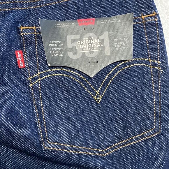 Levi’s 501 ORIGINAL HIGH RISE STRAIGHT LEG FIT WITH A BUTTON FLY SZ W24 L32 - Picture 7 of 8